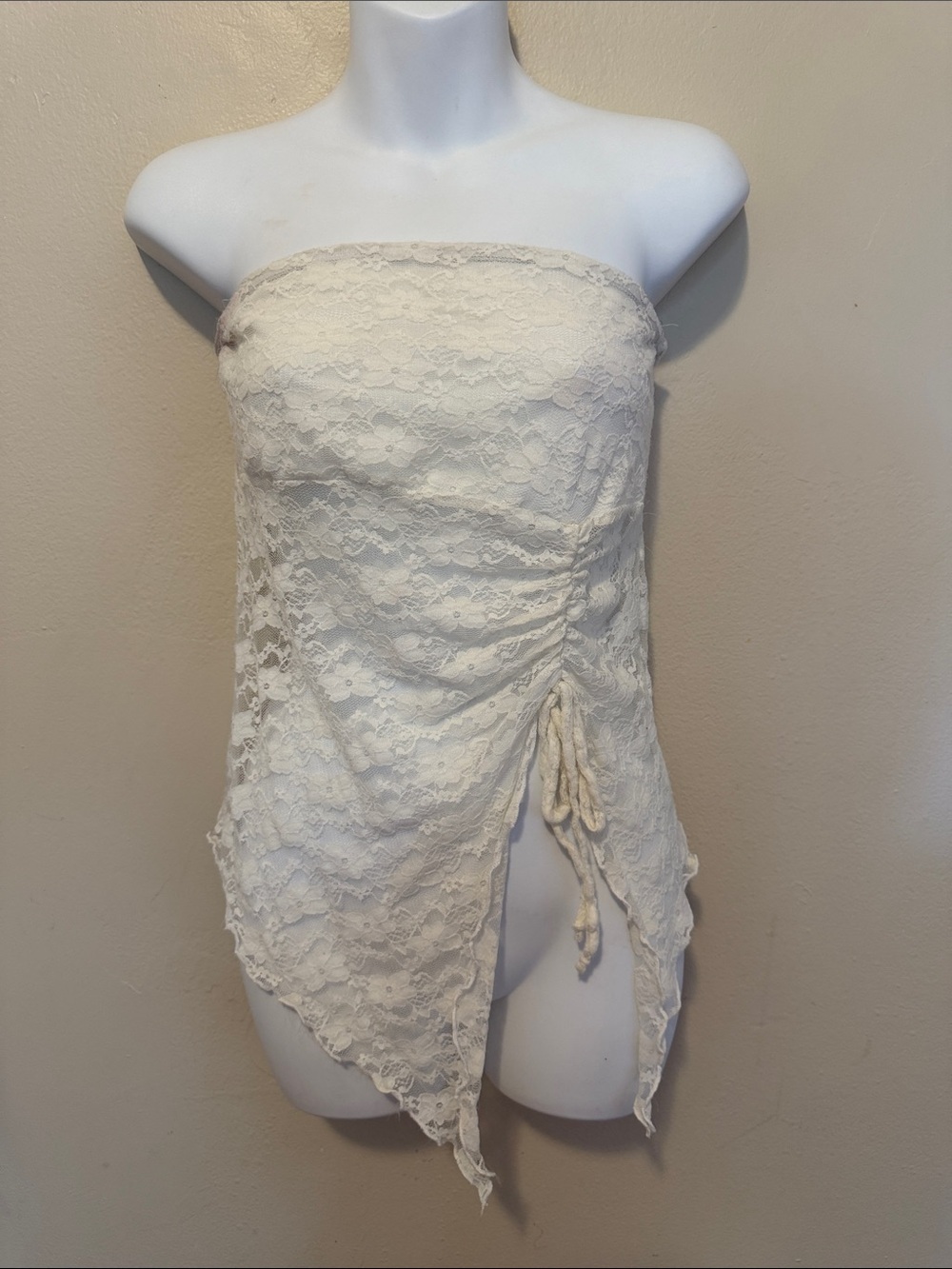 Women's Lace Strapless Tube Top with Drawstring - Cream